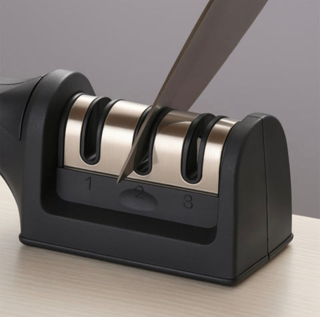 Three-Stage Handheld Knife Sharpener – Ergonomic Handle, Non-Slip Base